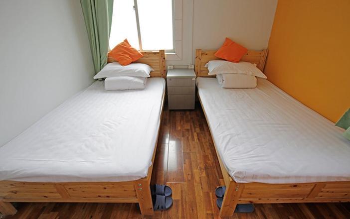 Zhuangse Chengdu Youth Hostel Exterior photo